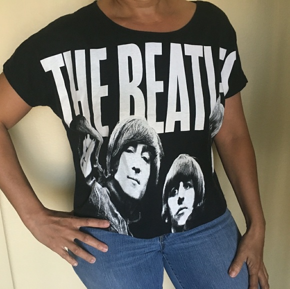 Graphic tee - Picture 1 of 1